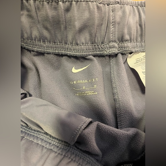 Nike Pants - Picture 4 of 5